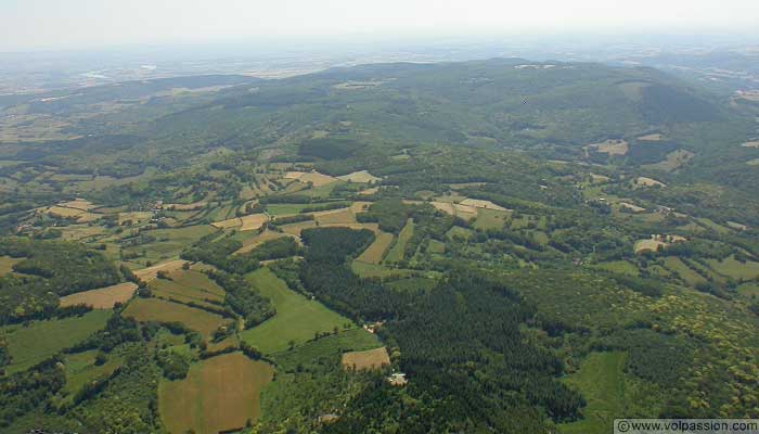 derriere le bois de la certenue