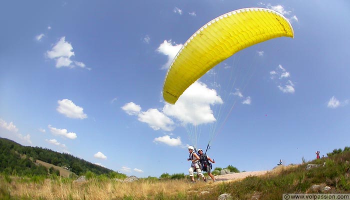 parapente voler en parapente en Bourgogne bapteme parapente