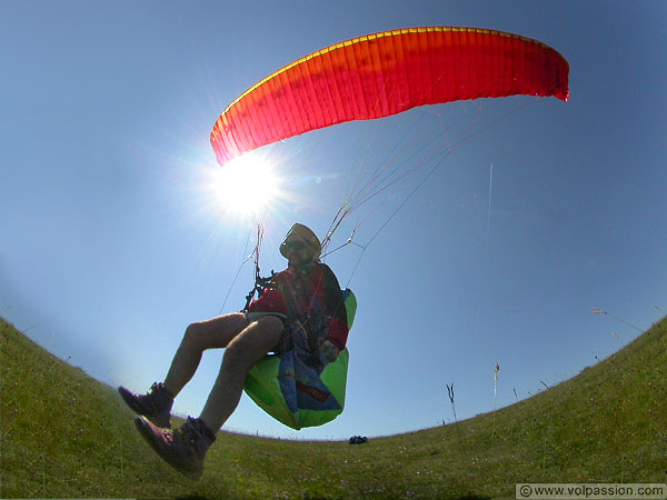 parapente au Mont Péjus