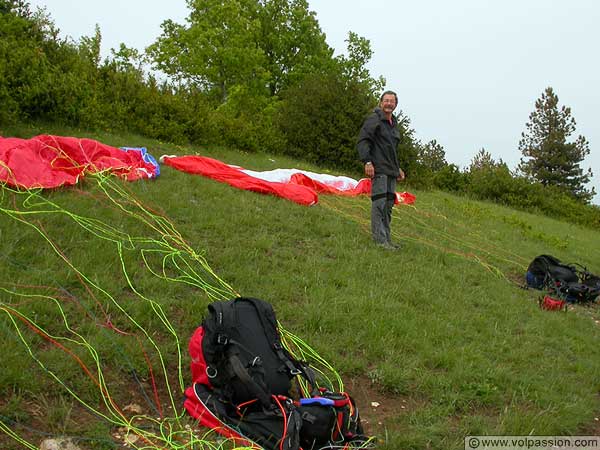 décollage parapente - La Montagne des 3 Croix