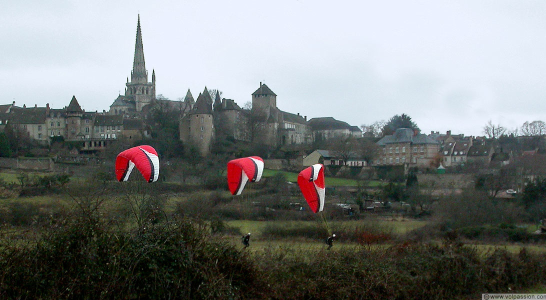 Parapente a  Autun