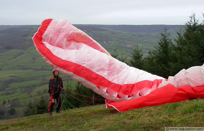 08-parapente-golden-gradient