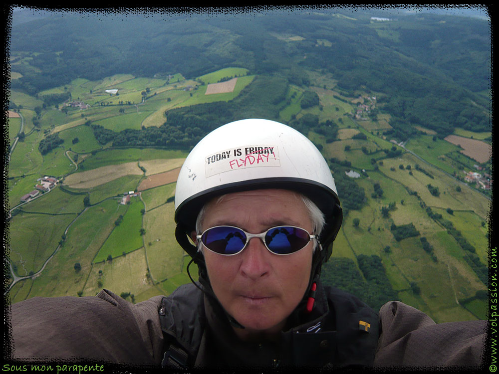 11-sous-mon-parapente